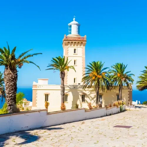 Explorez-le-Cap-Spartel-Tanger-Guide-Complet-pour-un-Sejour-Inoubliable-1140x760