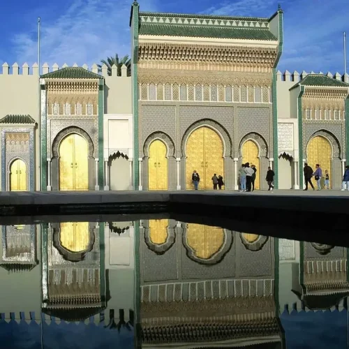 royal-palace-fez-in-morocco-1280x850